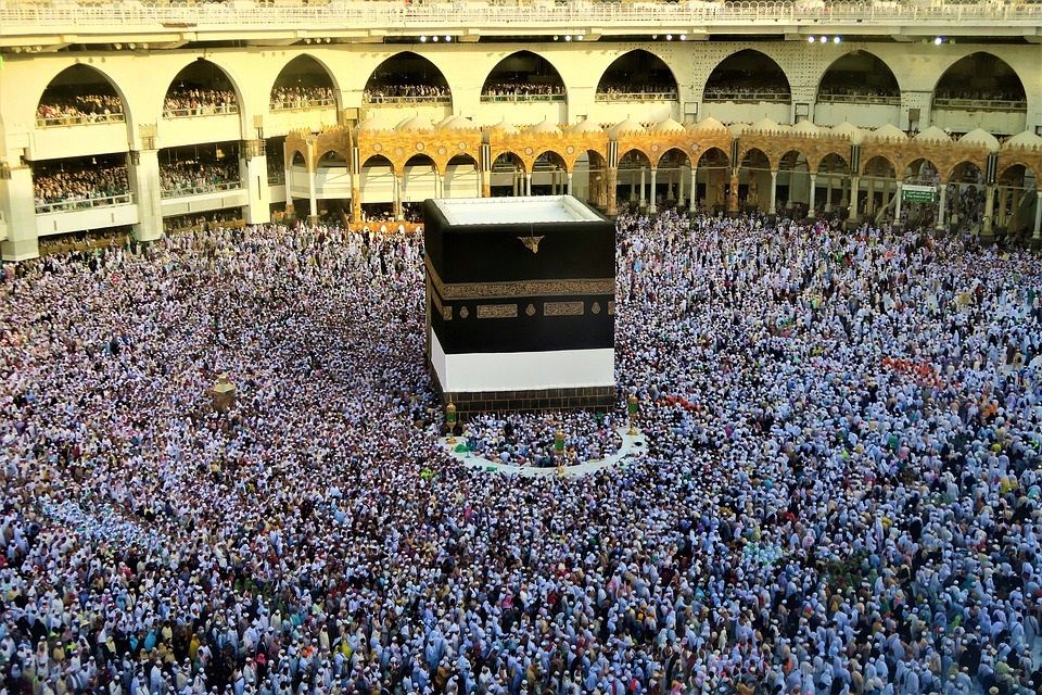 يُطبق من اليوم.. قرار هام وعاجل من السعودية بشأن الحجاج والمعتمرين