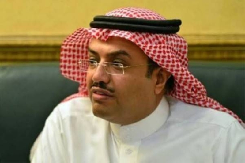 طبيب سعودي يحذر منها :  هذه العادة الشائعة عند تناول الطعام تسبب سرطان المريء !!