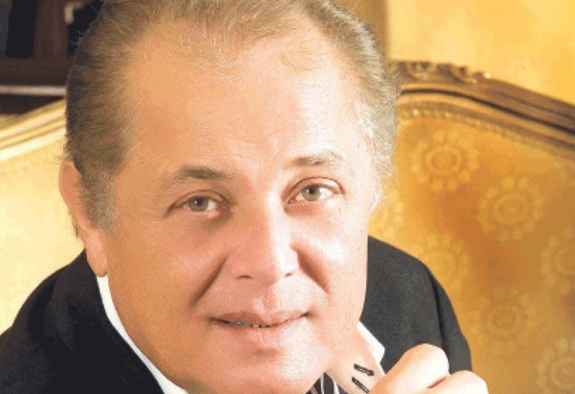 محمود عبدالعزيز