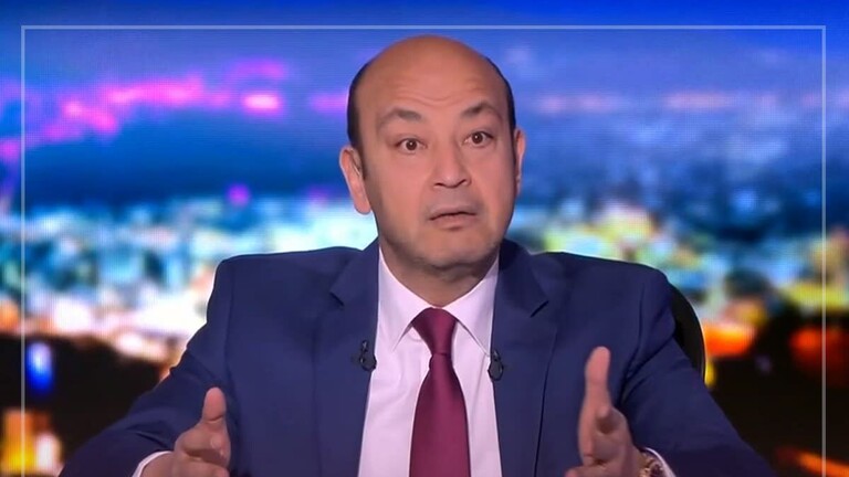 إعلامي مصري شهير يهاجم بشكل غير مسبوق عمرو أديب ويصفه بالعميل السعودي