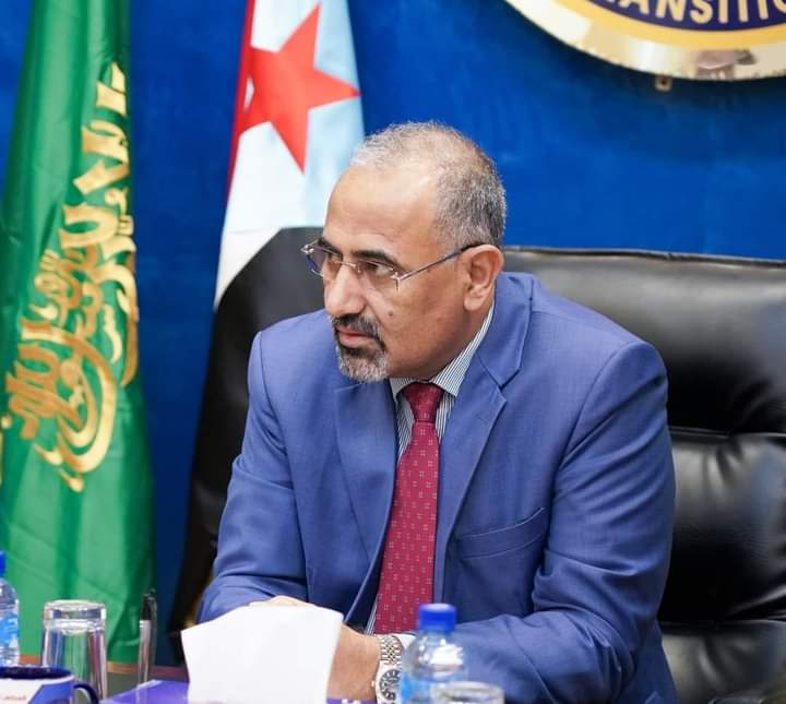 اليمن : توجيهات غير متوقعة يعلنها الزبيدي فور لقائه مع المبعوث الأمريكي..تابع التفاصيل 
