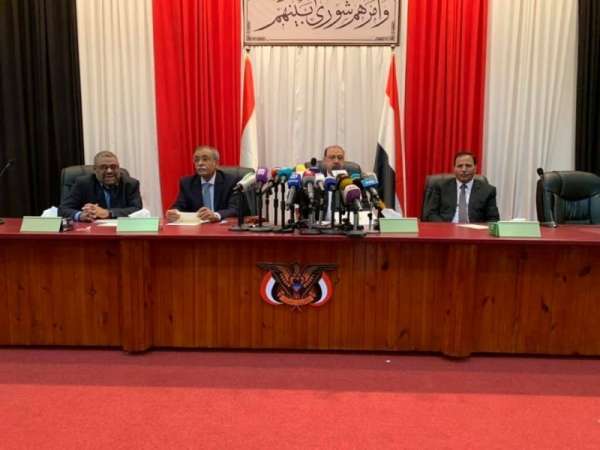 ورد الآن : نواب البرلماني اليمني التابعين للمؤتمر يغضبون الانتقالي والعليمي و يغادرون عدن  احتجاجاً على هذا الأمر !