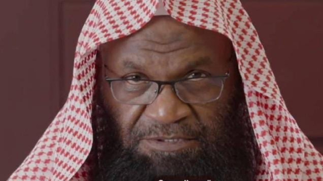 أشهر شيخ سعودي يفجر مفاجأة ويكشف عن عدد زوجاته ويشعل كل مواقع التواصل في المملكة