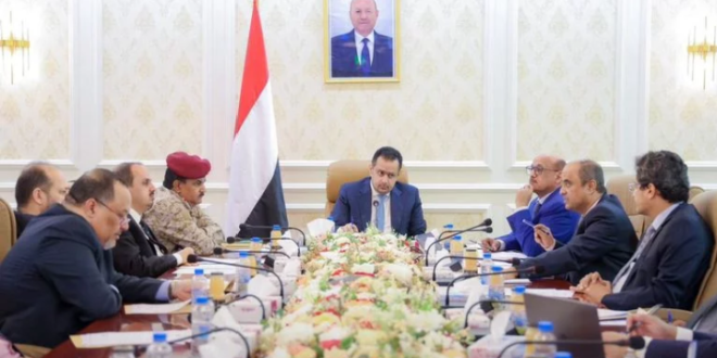 ضربه موجعه ..الحكومة اليمنية تفاجئ جماعة الحوثي وتقلب المعركة الاقتصادية ضدهم!