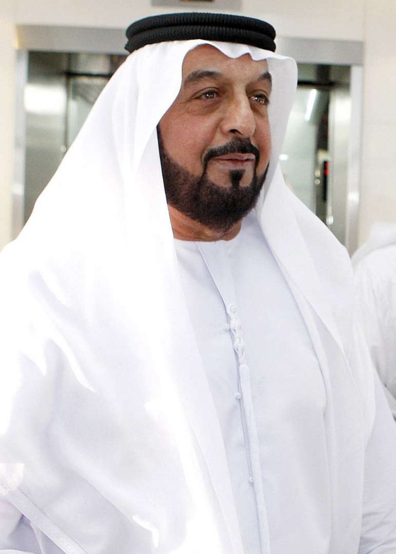 خليفة بن زايد
