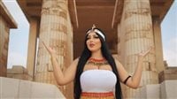 التحقيق مع بلوجر مصرية ظهرت بملابس داخلية خليعة وأدت حركات وإيحاءات جنسية