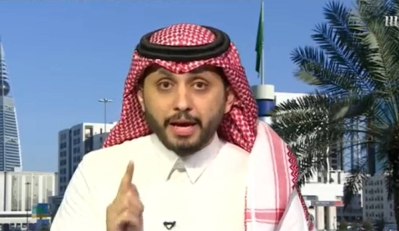 طبيب سعودي يكشف مفاجأة بشأن الكافيين الموجود في الشاي والقهوة ويحذر من مشروب آخر خطير قد يسبب الوفاة!