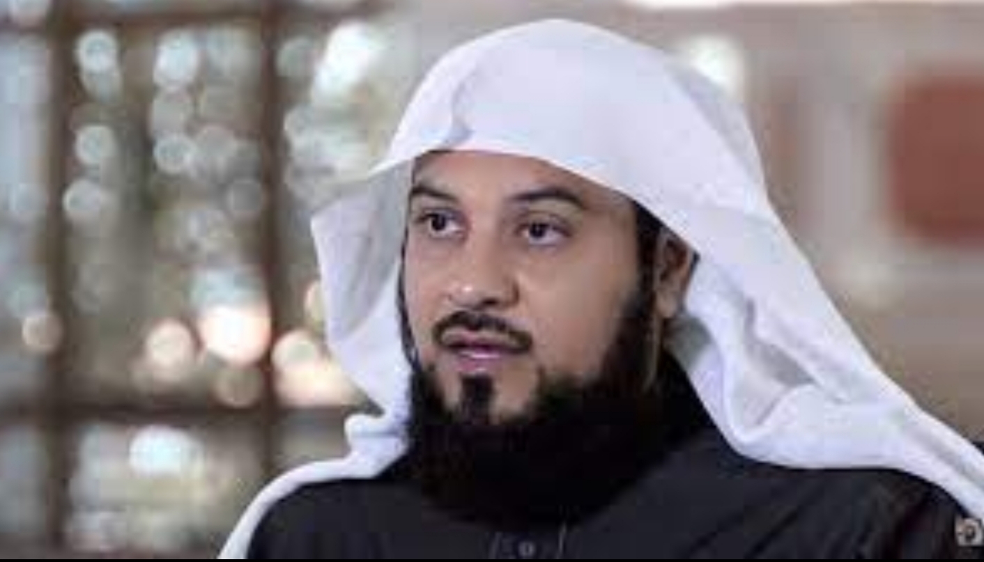 شاهد أشهر داعية سعودي يضرب العزاب بنصيحة نارية ونجيب ساويرس يرد عليه