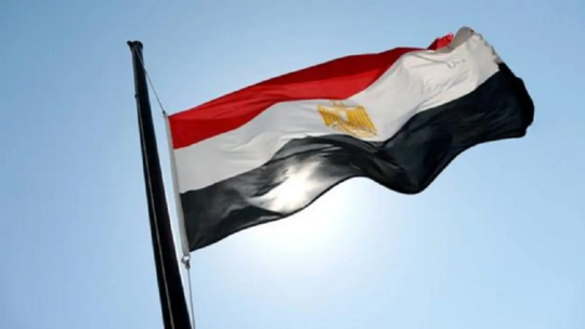بعد سرقة الفيلا .. إعلامي مصري يوجه شكر كبير لأجهزة الأمن المصري 