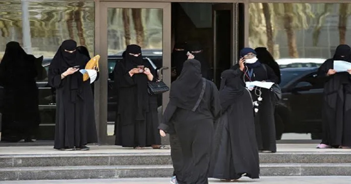 فتيات في السعودية