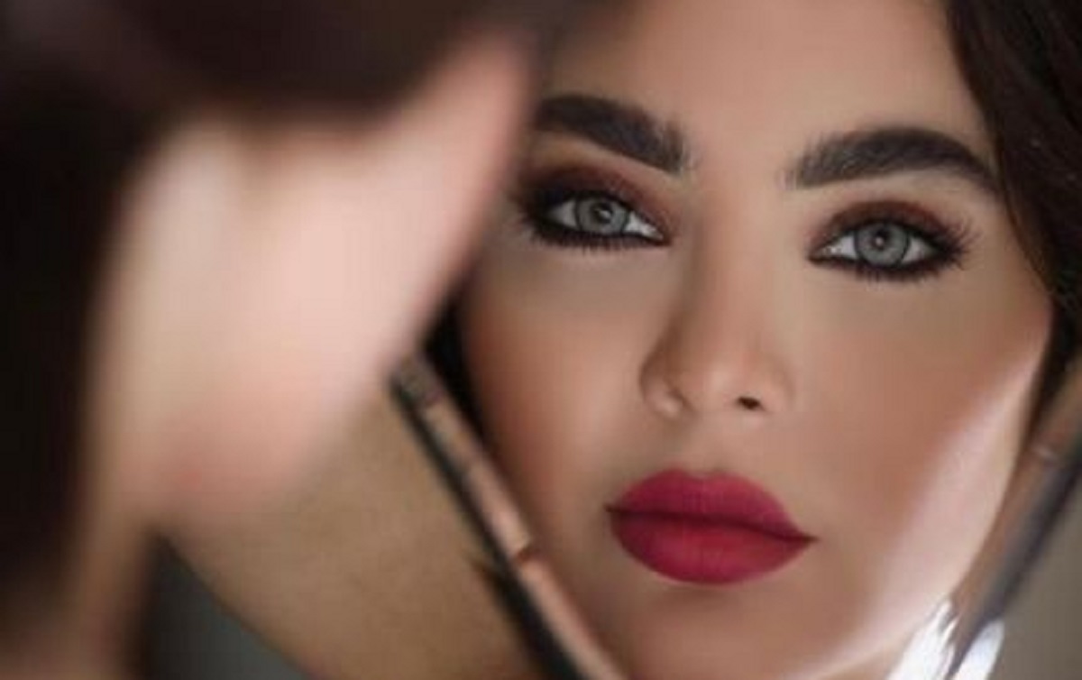 الفنانة اللبنانية قمر