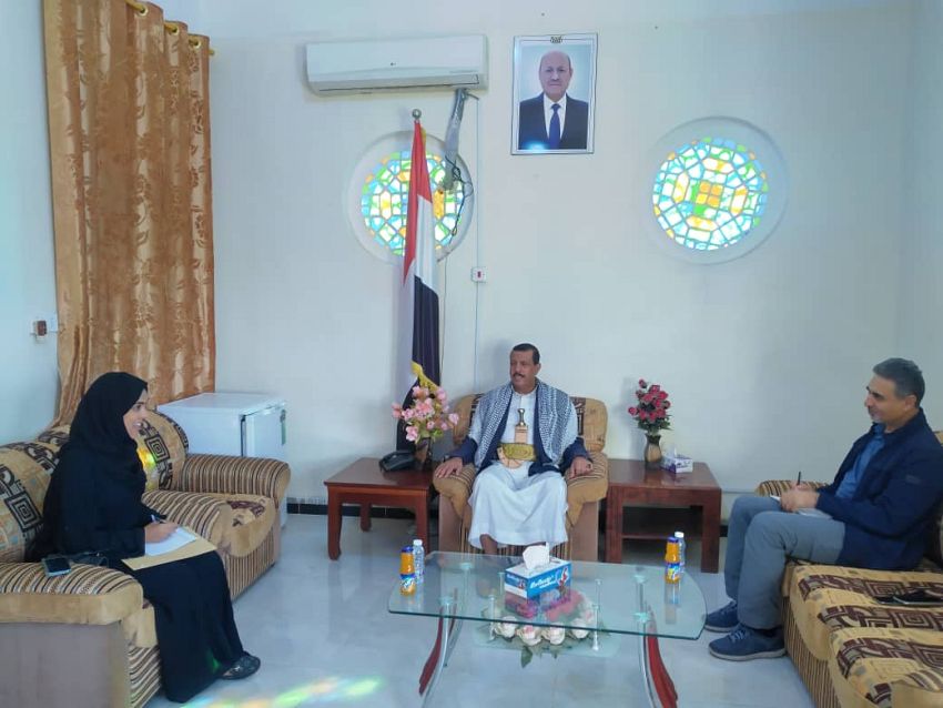  وكيل محافظة مأرب يناقش مع المدير القُطري لمنظمة المساعدات الشعبية النرويجية هذا الأمر الهام