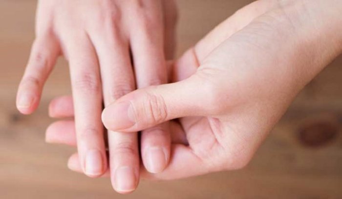 تحذير: ظهور 5 علامات على أظافرك تشير إلى نقص هذه «الفيتامينات» .. تعرف عليها ؟