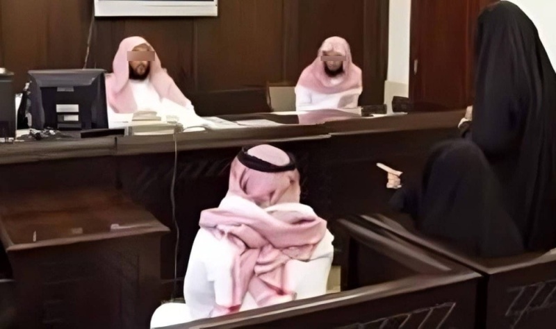 شاب سعودي يتهرب من دفع المهر لخطيبته بعد عقد قرانهما.. وعقب 3 سنوات فاجأته بما لم يتوقعه!