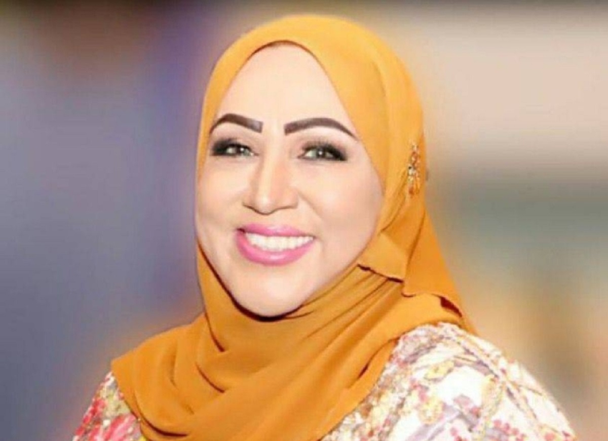 الفنانة العمانية شمعة  محمد