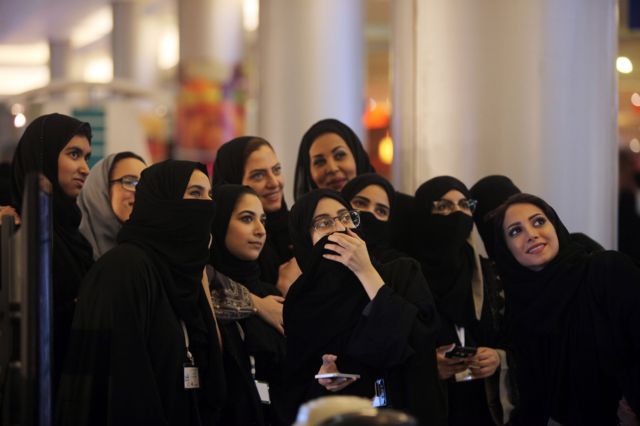 مفاجأة لاتصدق...لن تتوقعوا ماهي الجنسية التى سمحت السعودية لبناتها الزواج منها للهروب من العنوسة