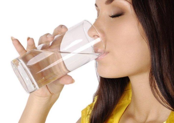 هل تعلم لماذا نهى الرسول عن شرب الماء بعد العلاقة الزوجية؟..الإجابة ستصدمك