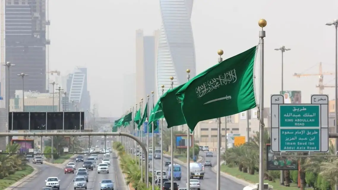 قرار هام من السعودية بتوطين هذه الوظائف في المملكة ومنعها عن الأجانب !