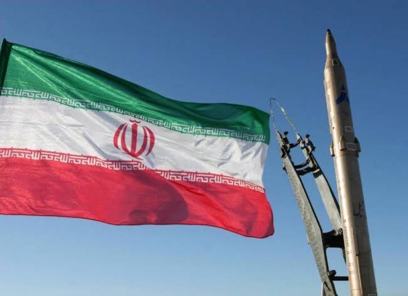 إيران تتخذ قرارا جديداً بشأن إرسال الأسلحة السرية إلى الحوثيين باليمن بعد استئناف العلاقات بينها وبين المملكة
