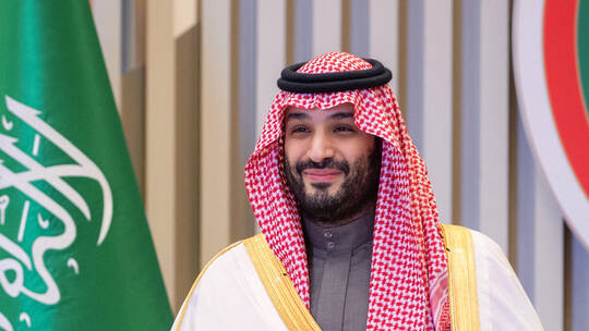 تفاصيل سارة ..الامير محمد بن سلمان يأمر بتمديد إقامة الأجانب المقيمين في السعودية مجاناً لأبناء هذه الجنسيات..!