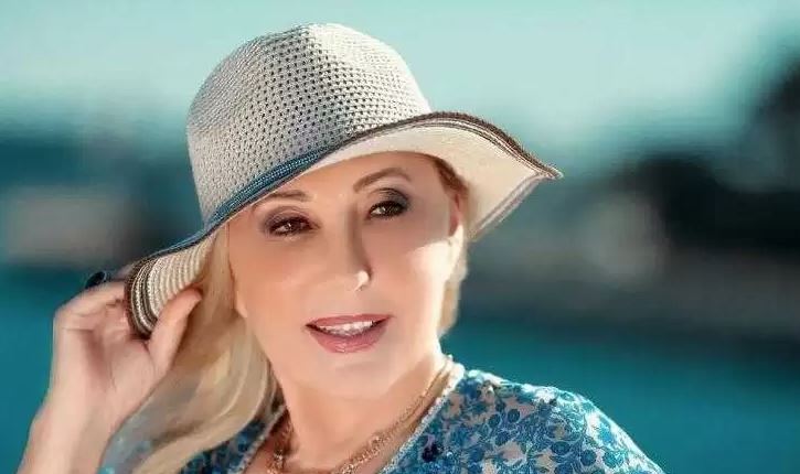الفنانة نادية الجندي عمرها الحقيقي يصيب الجمهور بالذهول .. لا احد يتوقع انها اصبحت طاعن بالسن!