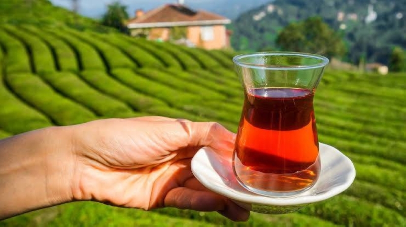 دراسة حديثة تحذر وبشده من تناول الشاي بعد الإفطار مباشرة..العواقب وخيمة!!