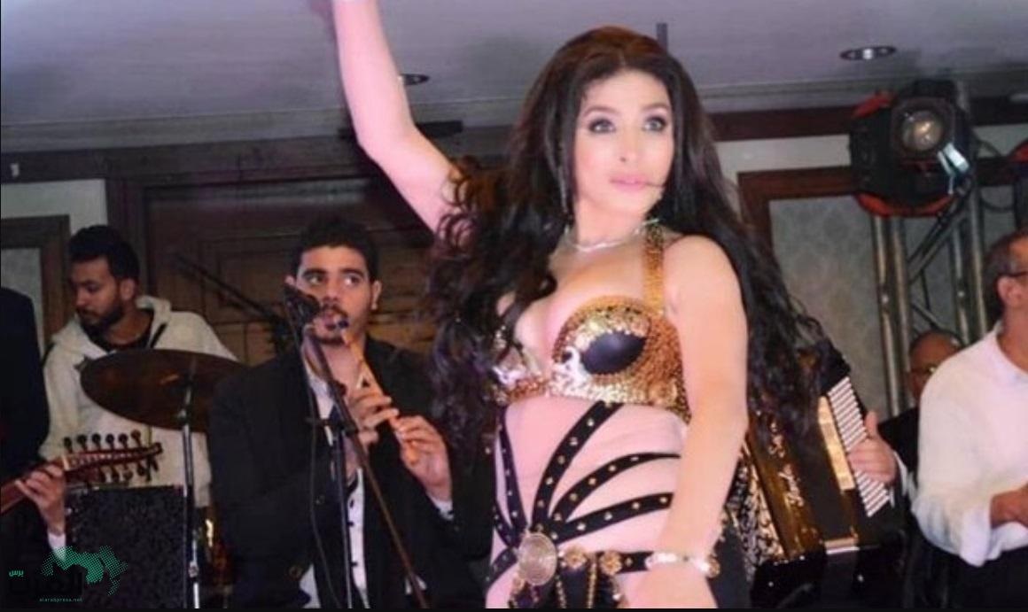 سألوا الراقصة دينا عن سبب طلاقها من أزواجها التسعة فردت بكل جرأة و دون ذرة خجل ما كانوا يطلبونه منها !