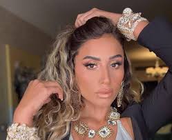 دينا الشربيني 
