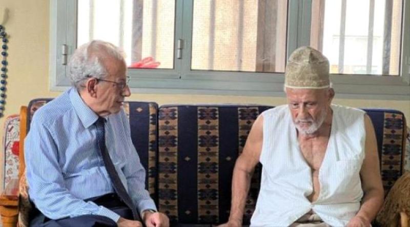 اليمن : وفاة أول محافظ لمدينة عدن بعد توجيهات الرئيس ”العليمي” بعلاجه