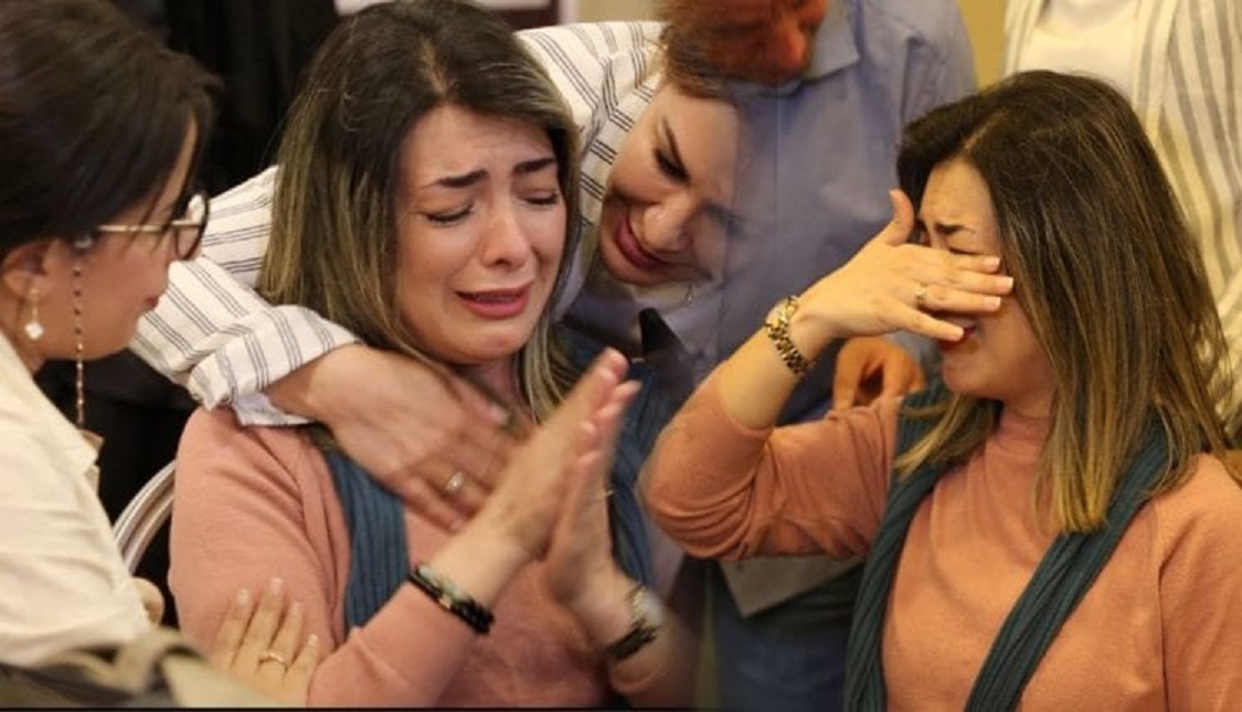 نجاة خير الله في نوبة بكاء 