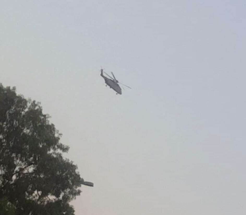 طائرة تهبط في قصر معاشيق