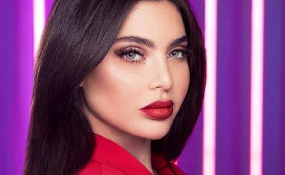 الفنانة قمر