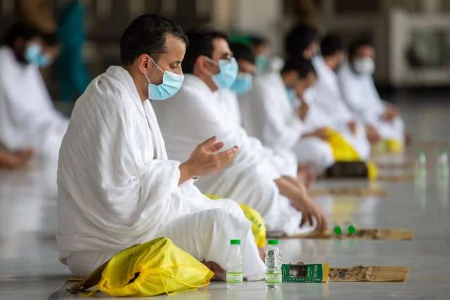 كورونا يعود للسعودية مجدداً .. إعلان رسمي للسلطات بإصابة أكثر من 1000 إصابة بالفيروس خلال ساعات