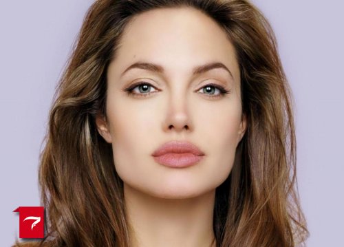 نجمة شهيرة عاشرت زوج أمها عدة مرات وفقدت عذريتها في الـ14 من عمرها على يد شقيقها .. لن تصدق من تكون؟