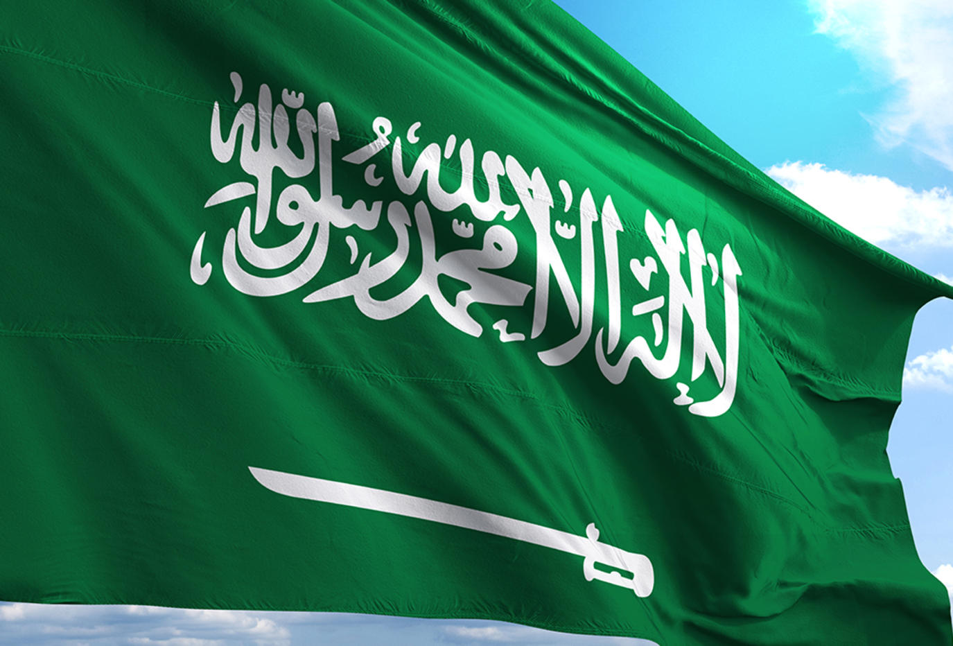 السعودية تسعد كل المسلمين في أمريكا ودول الاتحاد الأوروبي بقرار رسمي .. والعالم ينتظر الكشف عن تفاصيله!