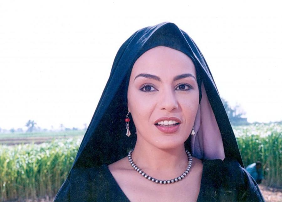 صورة نادرة من حفل زفاف « شريهان» وزوجها الملياردير السعودي.. بدت كالأميرات بجانبه