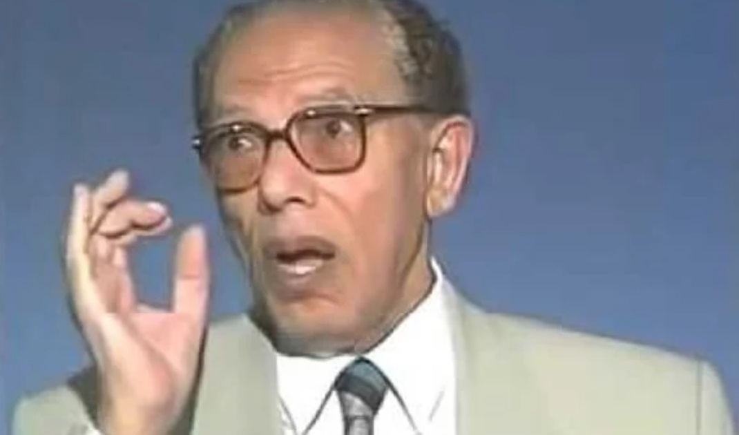 مصطفى محمود