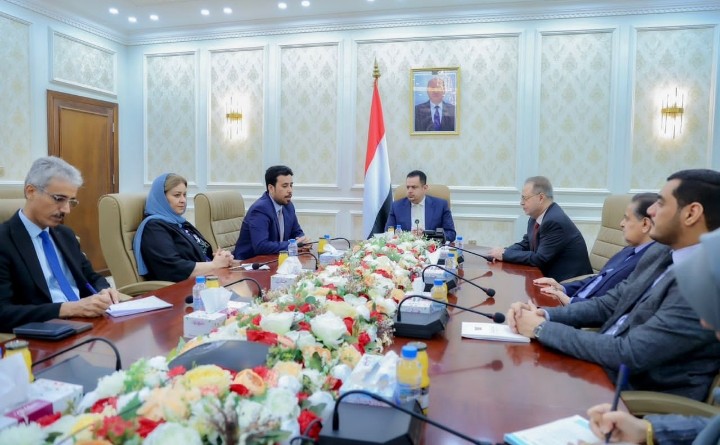 رئيس الوزراء اليمني يلتقي رئاسة هيئة التشاور والمصالحة في عدن