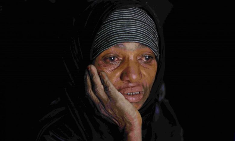 “الأغذية العالمي  يفاجى الجميع  بتعليق جميع أنشطتة “ الأغاثية في اليمن  .. لهذا السبب !