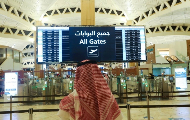 استمرار منع سفر السعوديين الى 11 دولة بينها اليمن لهذا السبب !  .. تعرف عليها 