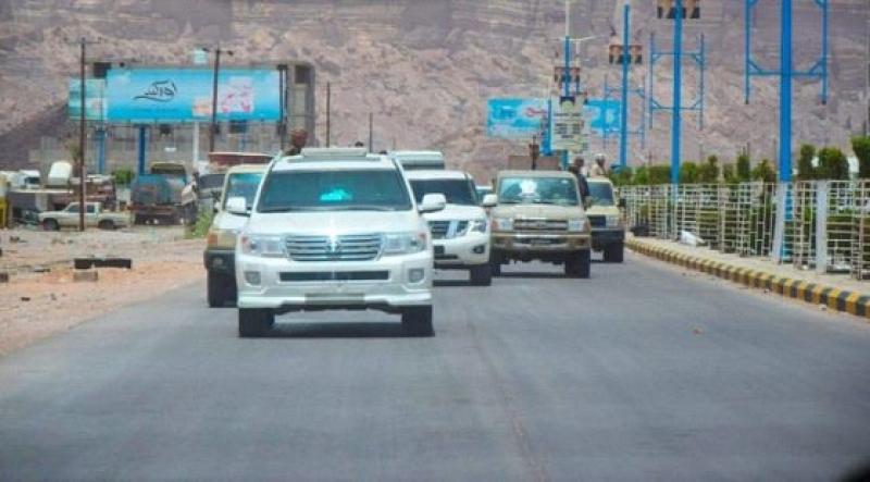 اليمن : حقيقة منع محافظ شبوة من دخول منشآة بلحاف ؟ وما علاقة الزيارة بأحداث عتق ؟