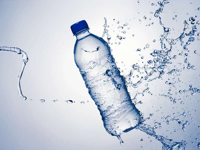 الصحة السعودية تطلق تحذيراً عاجلاً للمواطنين والمقيمين من شراء هذه المياه 