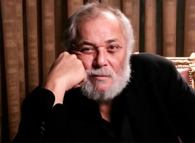 محمود عبدالعزيز