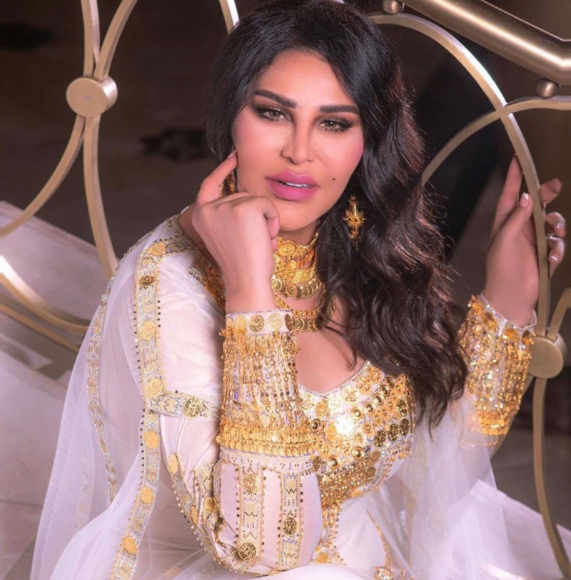 الفنانة أحلام