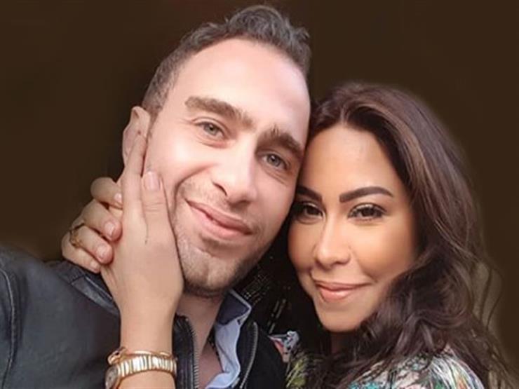 أخيراً انكشف السر الخطير  : خفايا صادمة وراء حلق الفنانة شيرين شعرها وحواجبها بـ«الموس» 