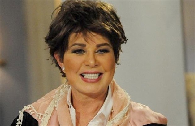 الفنانة نجوي إبراهيم
