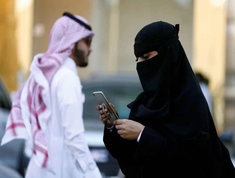 الحكومة السعودية تسمح  لأول مرة وبشروط ميسرة بزواج بناتها من هذه الجنسية لمواجهة ظاهرة العنوسة !