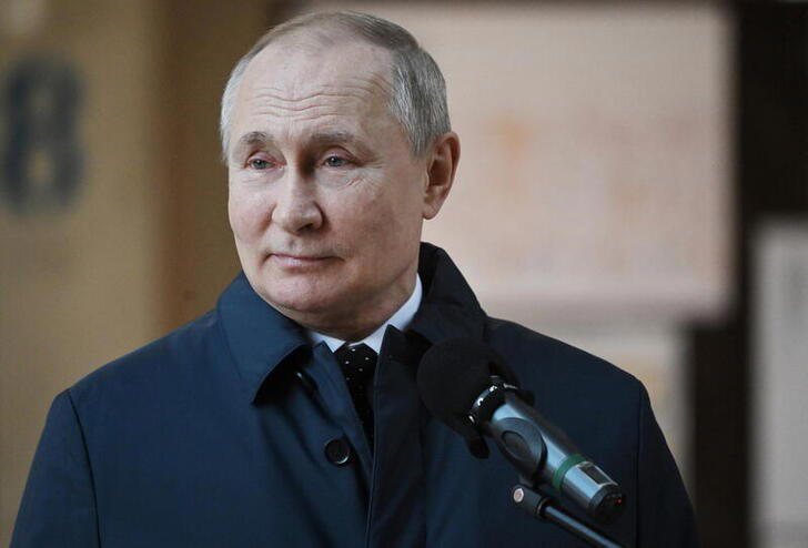 بوتن يقهر الإفلاس في روسيا و يعلن بمرسوم عن عملة احتياطي جديدة ستضرب الدولار