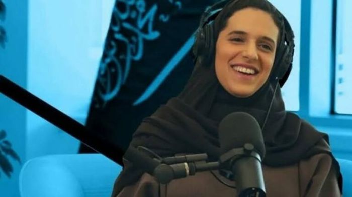 هكذا رحبت الأميرة هيفاء محمد آل سعود النجم البرازيلي نيمار في قصرها الملكي.. شاهد