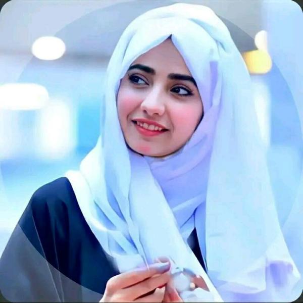 شاهد بالصور مذيعتان يمنيتان حسناوتان تثيران غضب المؤتمريين بعد توظفيهن بقناة ”اليمن اليوم